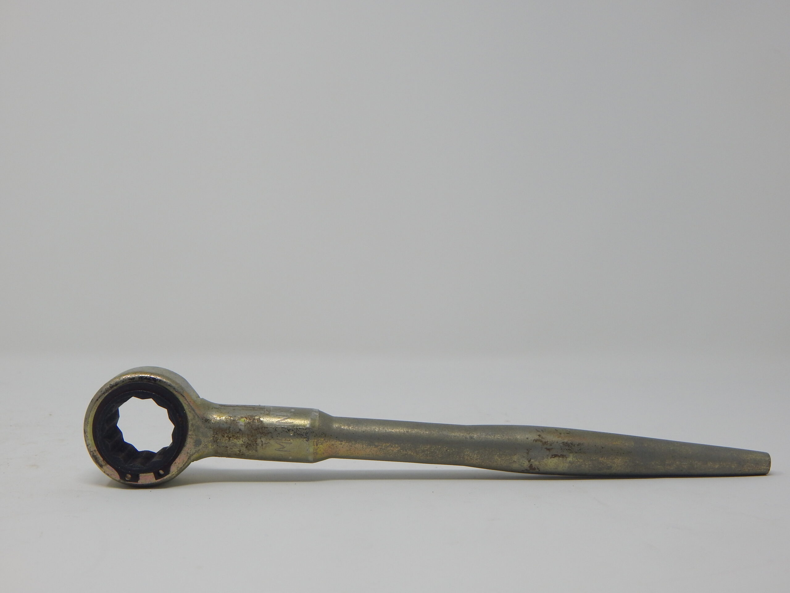 I.M.N, 21/21 mm Steel Ratchet, - Semi Flush Type Socket, Straight Podger - Handle. (No Switch)