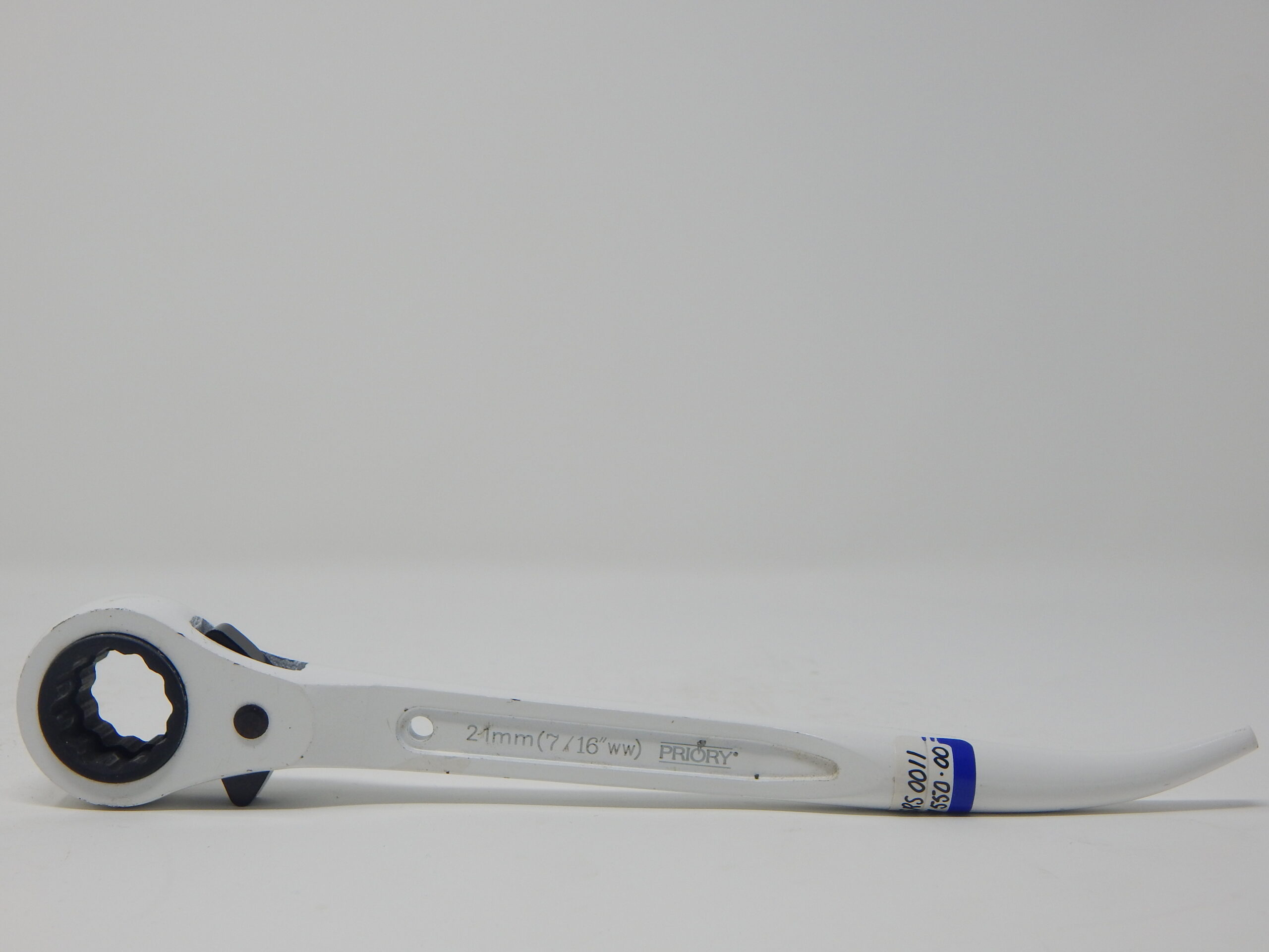 Priory, 19/21 mm Steel Ratchet, - Flush Type Socket, Short Podger Handle, - WHITE - Image 2