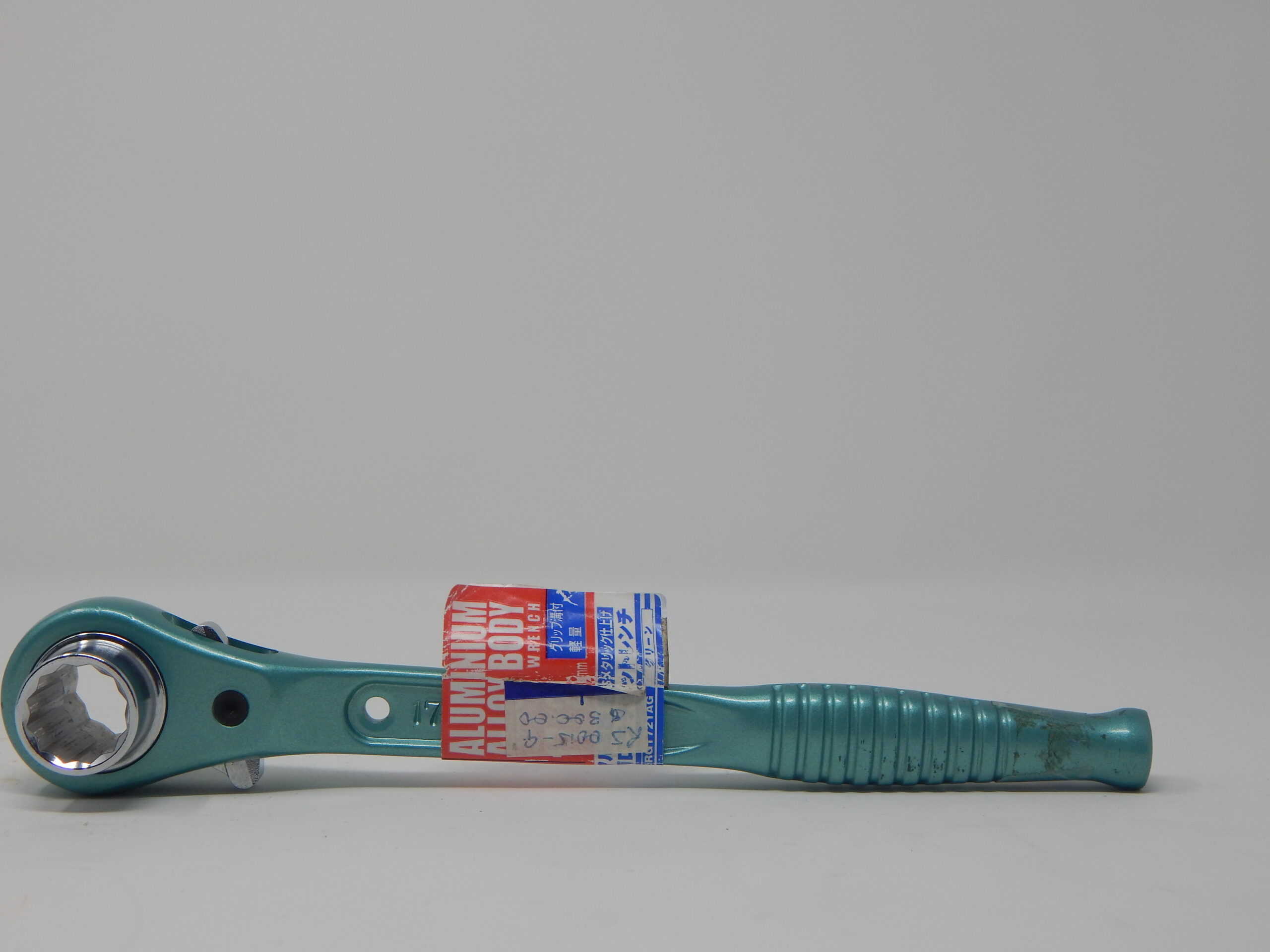 Supertool, 17/21 mm Aluminium Ratchet, - Box Type Socket, Short Non- Slip Handle. - GREEN